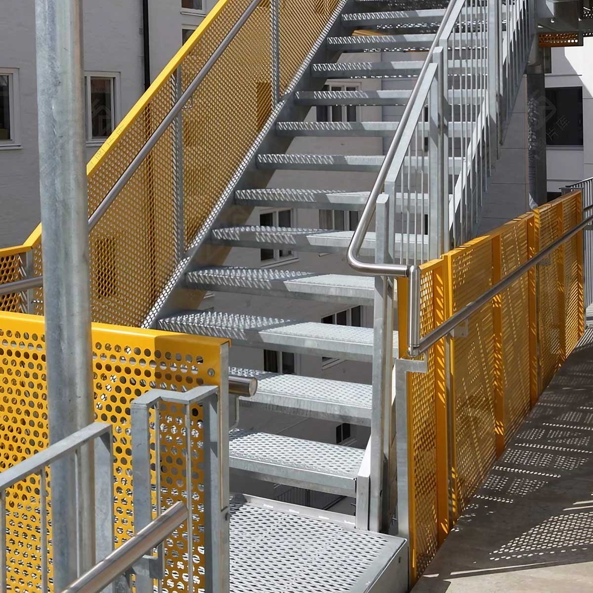 img-3