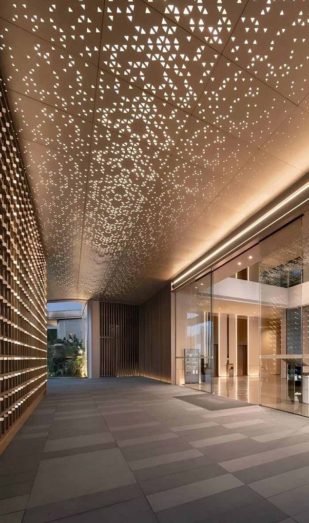 Stainless steel perforated sheets metal used in architectural design
