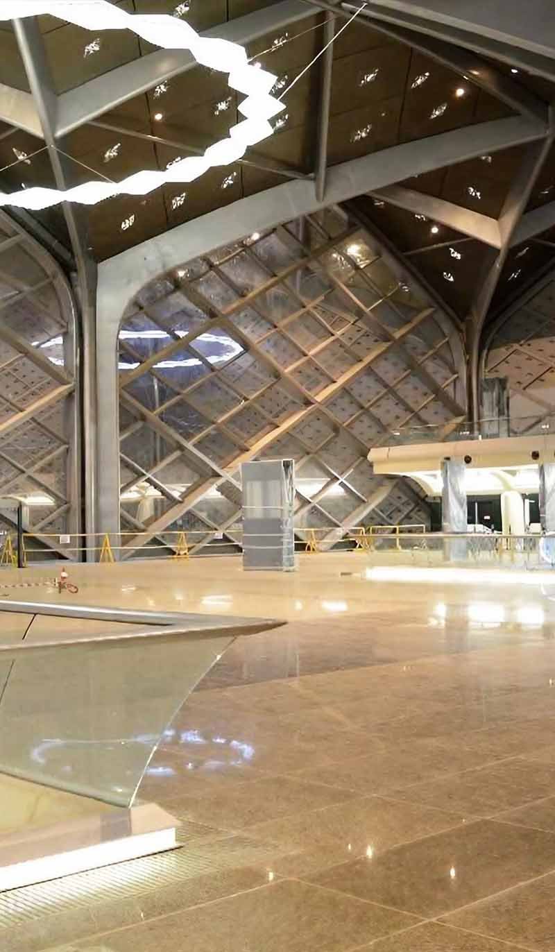 Metal roofing canopy with a modern structural design for an airport or train station