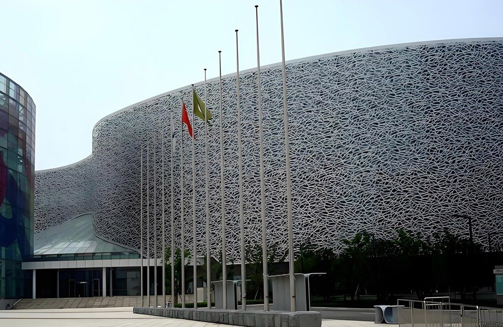 Suzhou Cultural and Arts Centre featuring a sculptural leaf blade facade