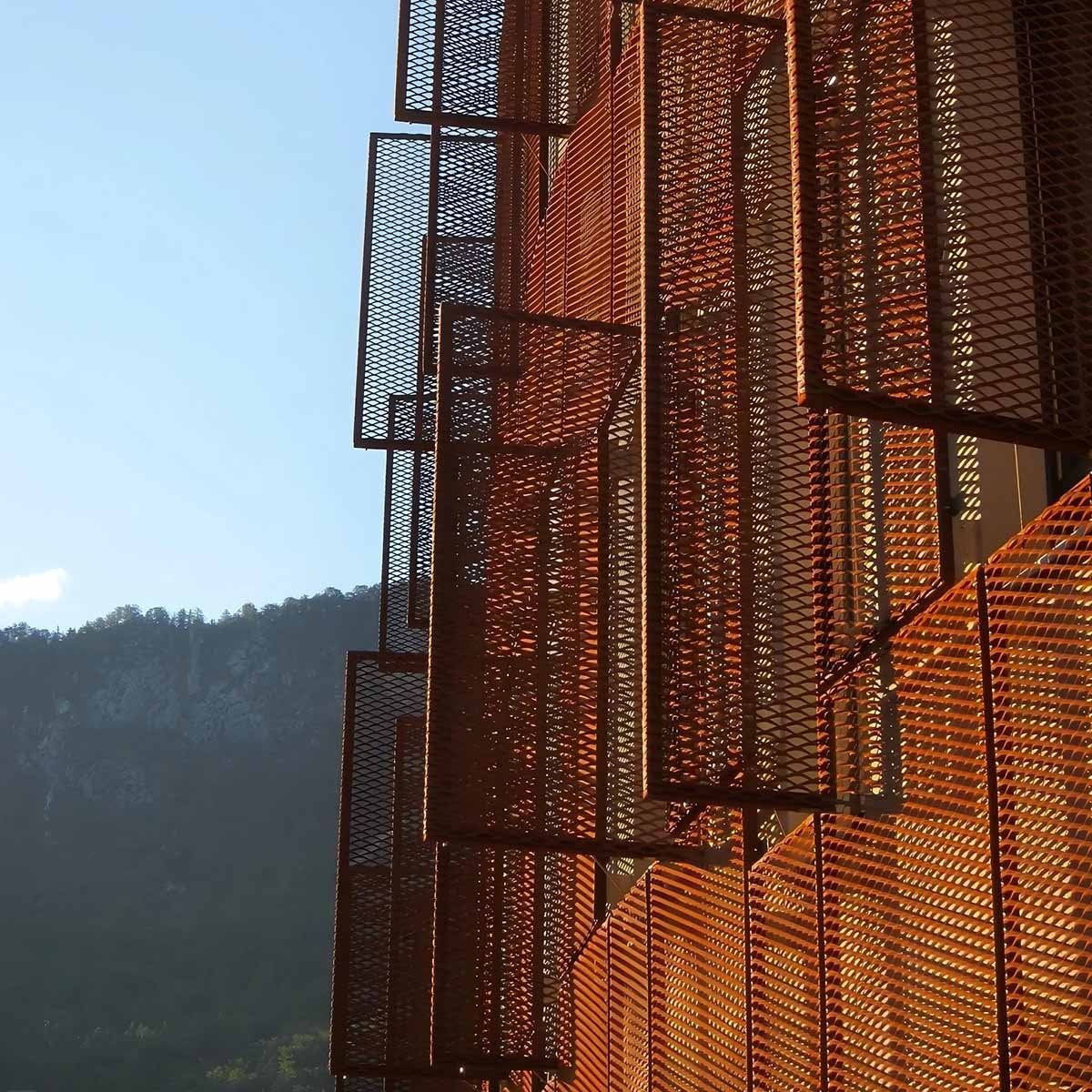 img-2