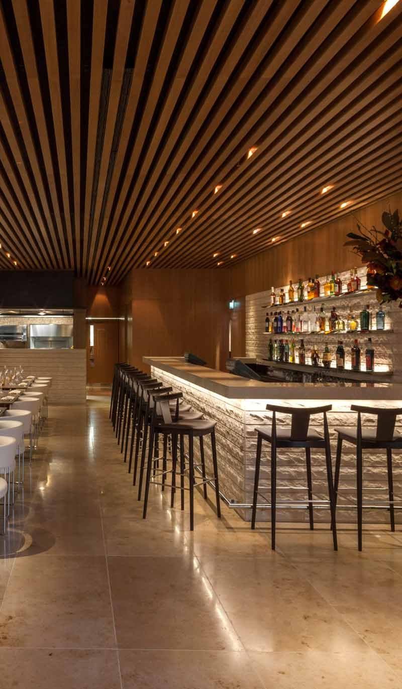 Customization options for aluminium linear metal ceiling systems with flexible panel designs