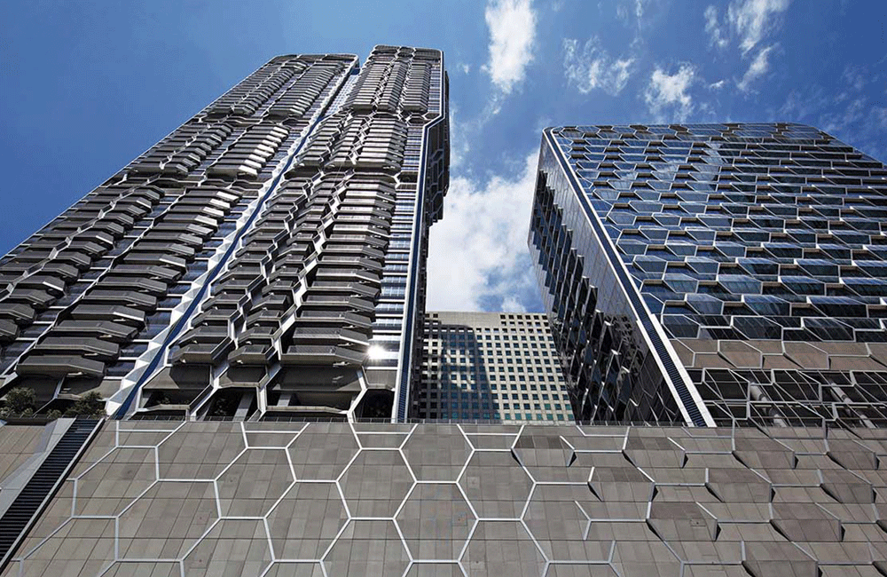UIC Building Singapore with curved aluminium facade and curtain wall