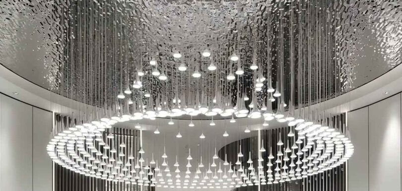 Water ripple stainless steel pattern creating a dynamic and elegant interior design surface